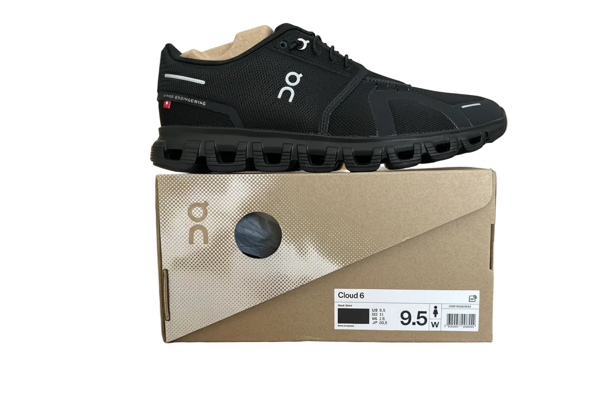 On Cloud 6 woman’s size 9.5 running sneakers black on black